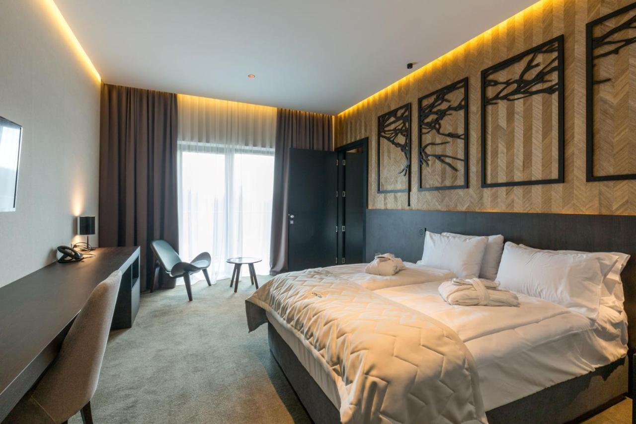 Hotel Crni Vrh Divcibare Ngoại thất bức ảnh